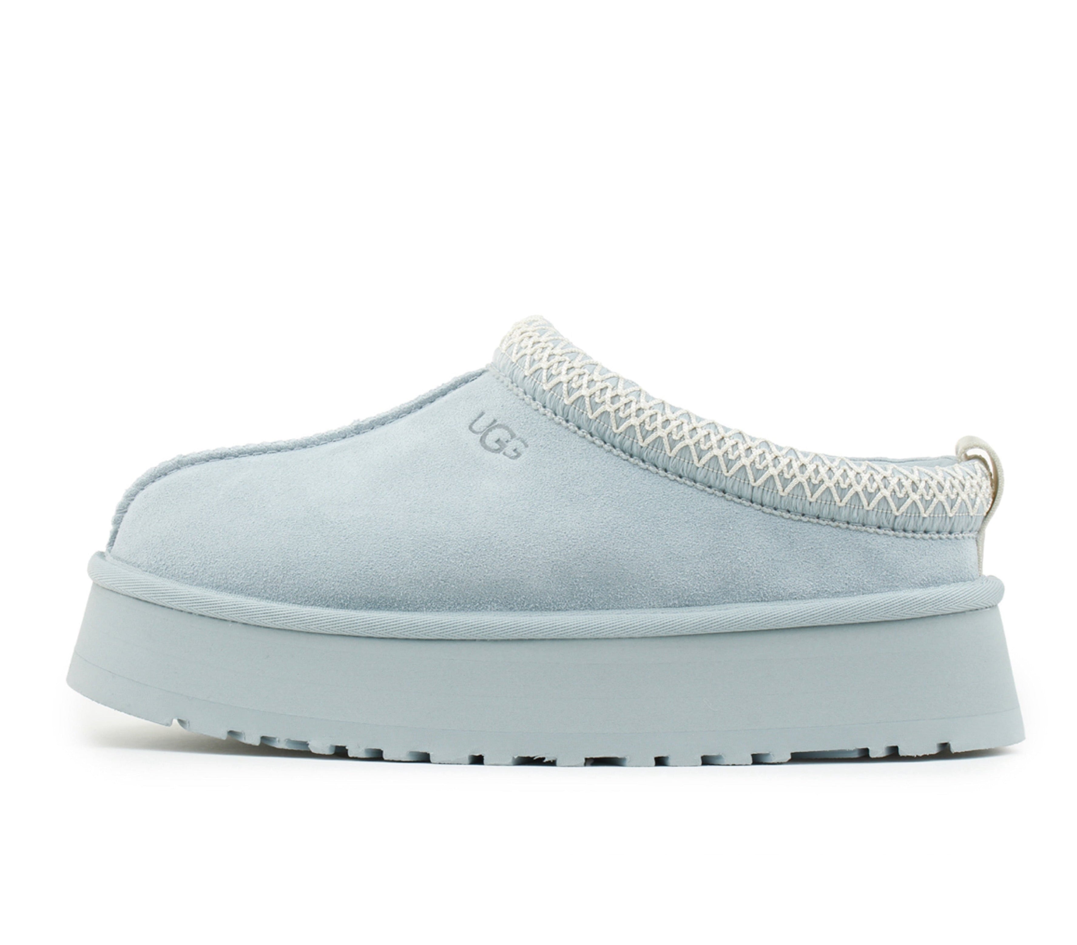 UGG Tazz Sea Foam – oldalnézet, pasztell velúr felsőrész
