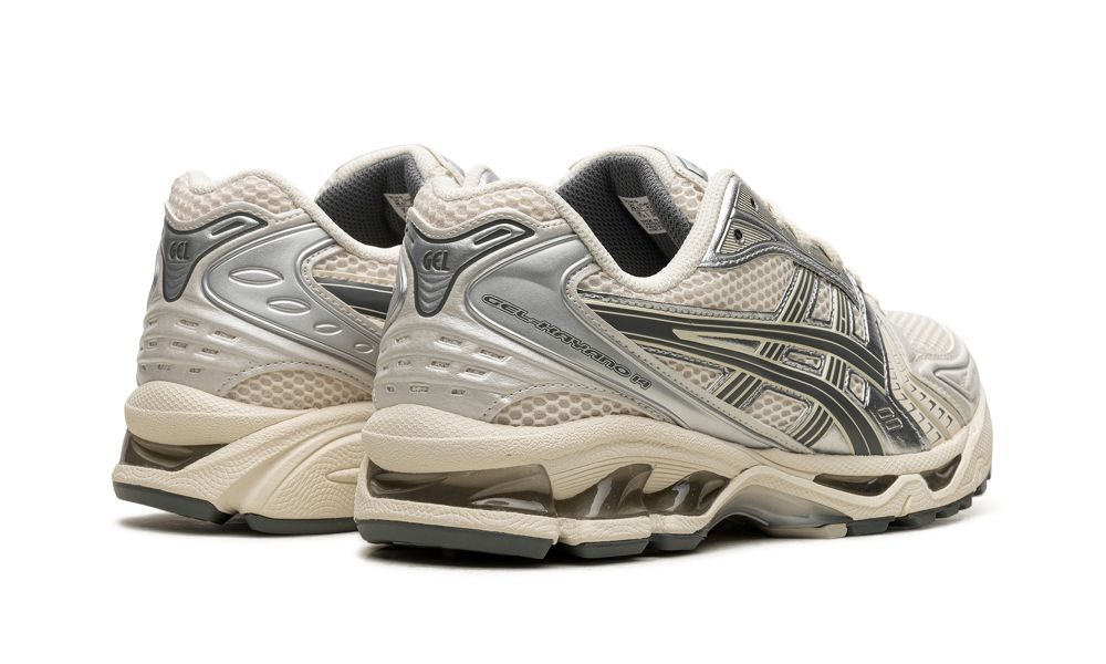 ASICS GEL-KAYANO 14 Birch Dark Pewter – hátulnézet, sarokrész és logó