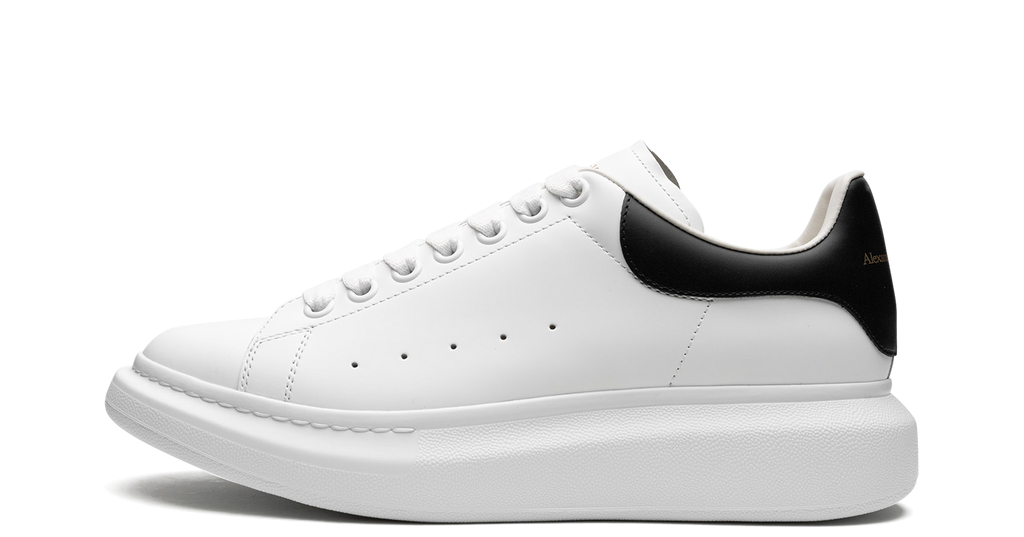 Alexander McQueen Oversized Sneaker White/Black – oldalnézet, fehér borjú-bőr felsőrész