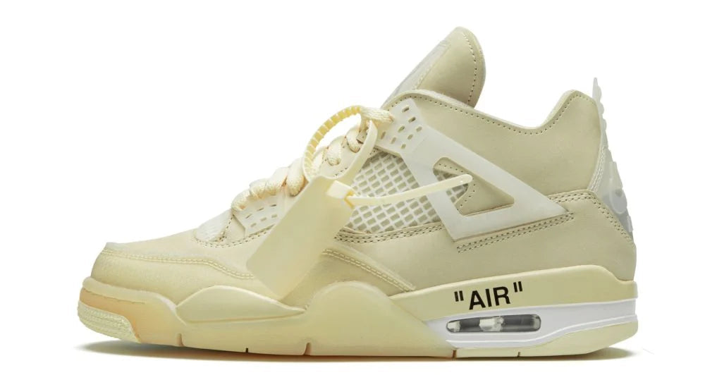 Air Jordan 4 Retro Off-White Sail – oldalnézet, krém-fehér bőr és fekete részletek