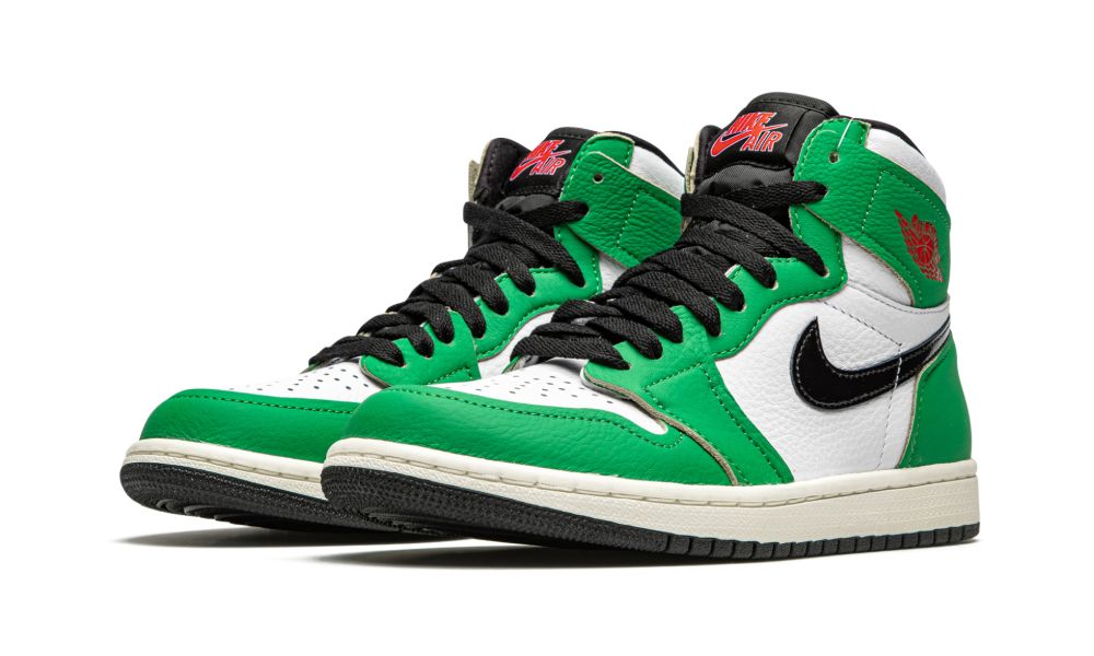 Air Jordan 1 Retro High OG “Lucky Green” – elölnézet, fehér orrpanel és zöld középrészek