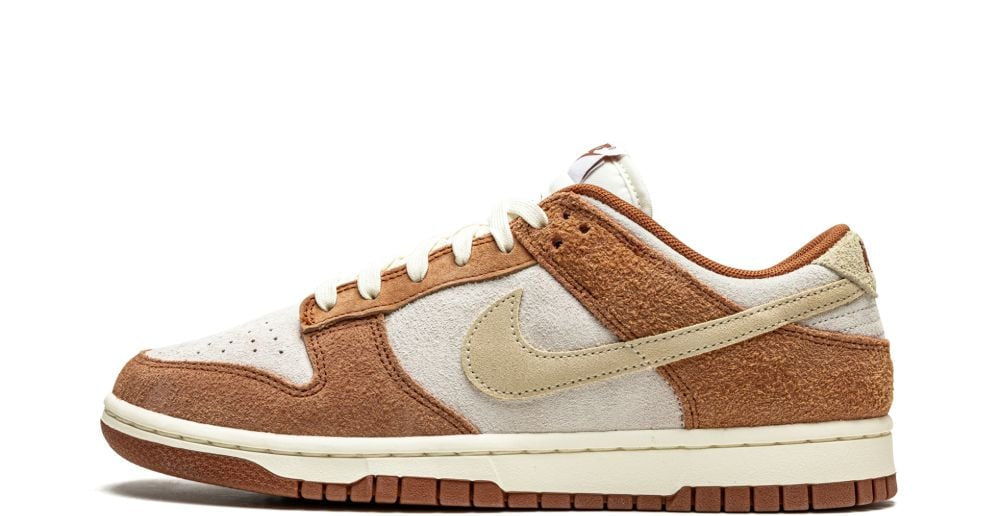 Nike Dunk Low Medium Curry – oldalnézet, barna overlay