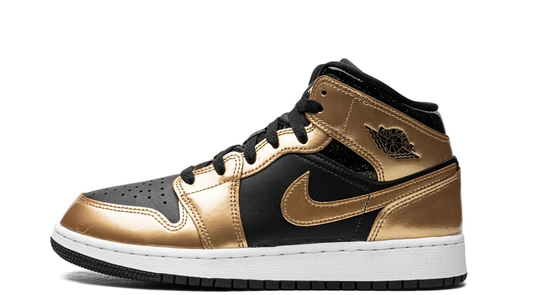Air Jordan 1 Mid SE Metallic Gold Black – oldalnézet, fekete bőr és arany Swoosh