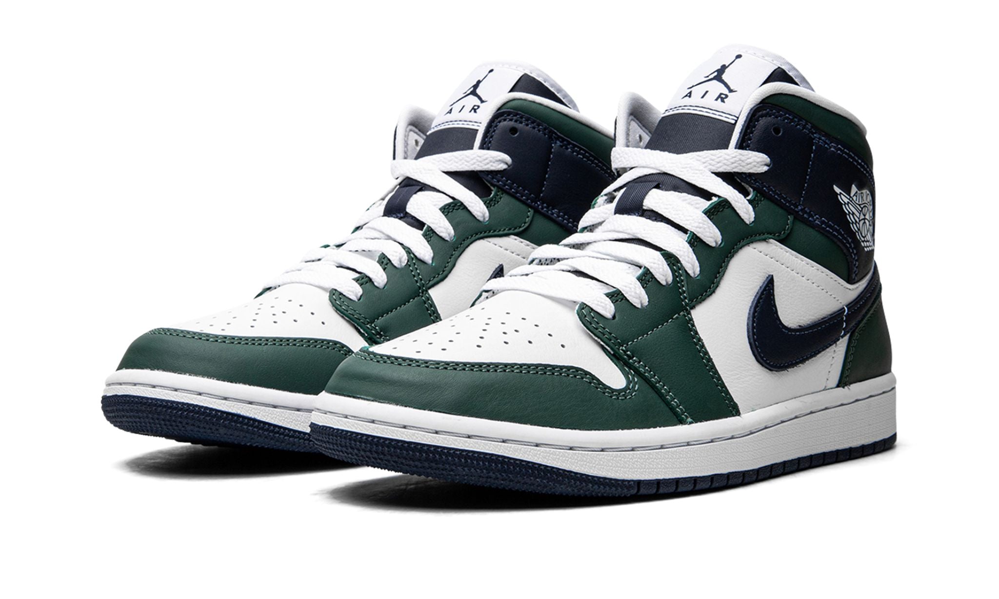 Air Jordan 1 Mid SE “Seahawks” – elölnézet, fehér bőr és sötétkék Swoosh