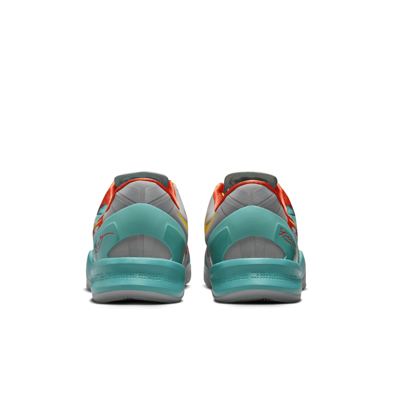 Nike Kobe 8 Protro “Venice Beach” – hátulnézet, sarokrész Kobe-logóval és kék-szürke részletekkel