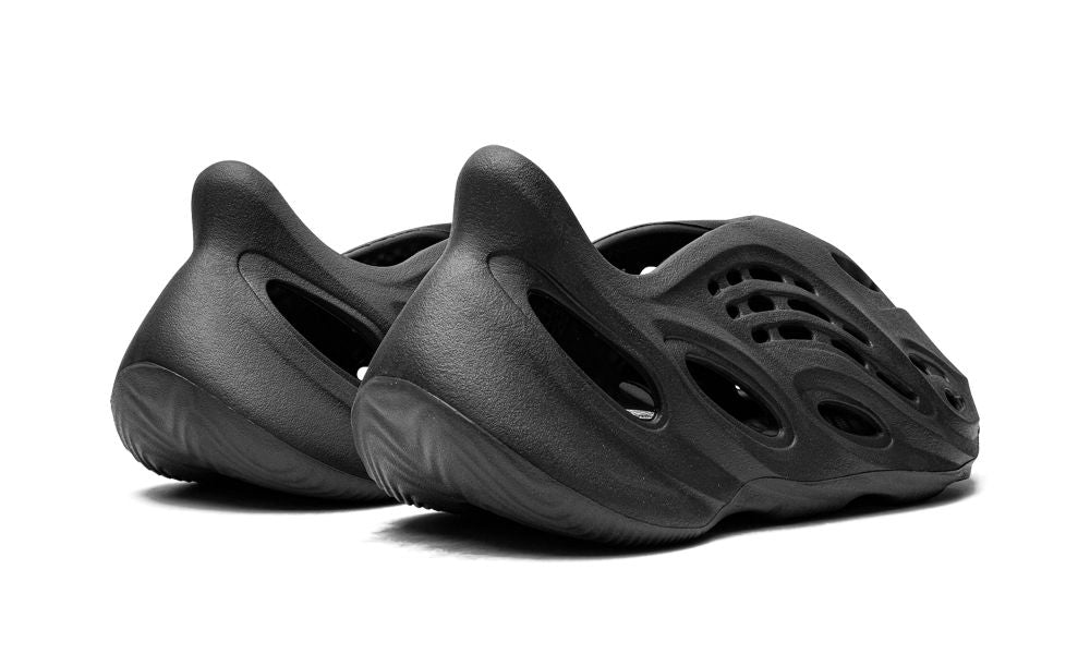 adidas Yeezy Foam RNR Onyx - OnSize