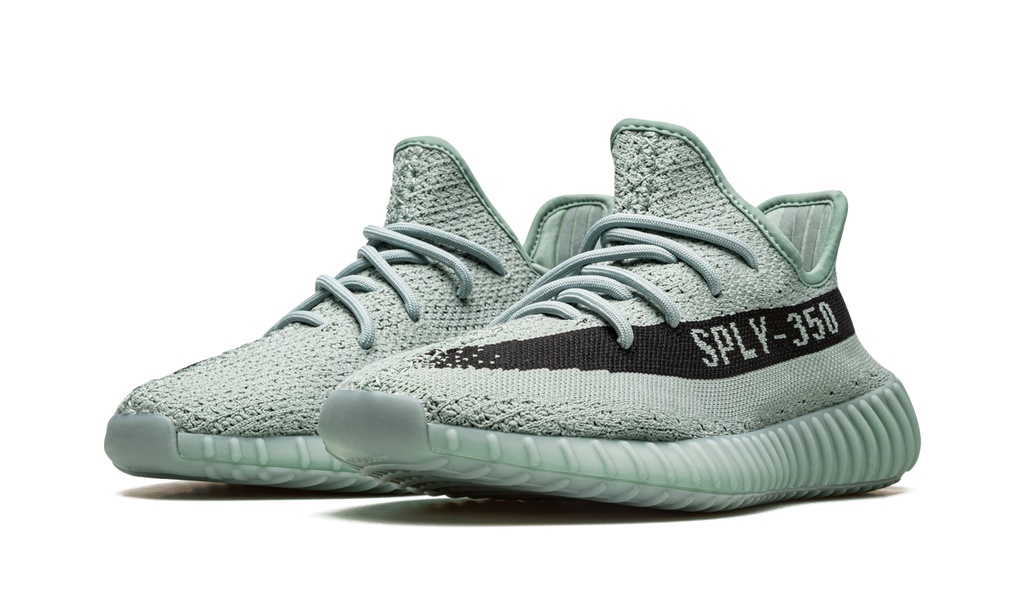 Yeezy Boost 350 V2 Salt – elölnézet, orr és fűzőrész