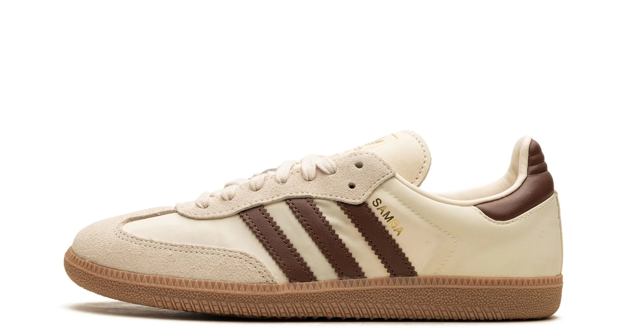 adidas Samba OG Cream White Preloved Brown – oldalnézet, krémszínű bőr és barna csíkok.