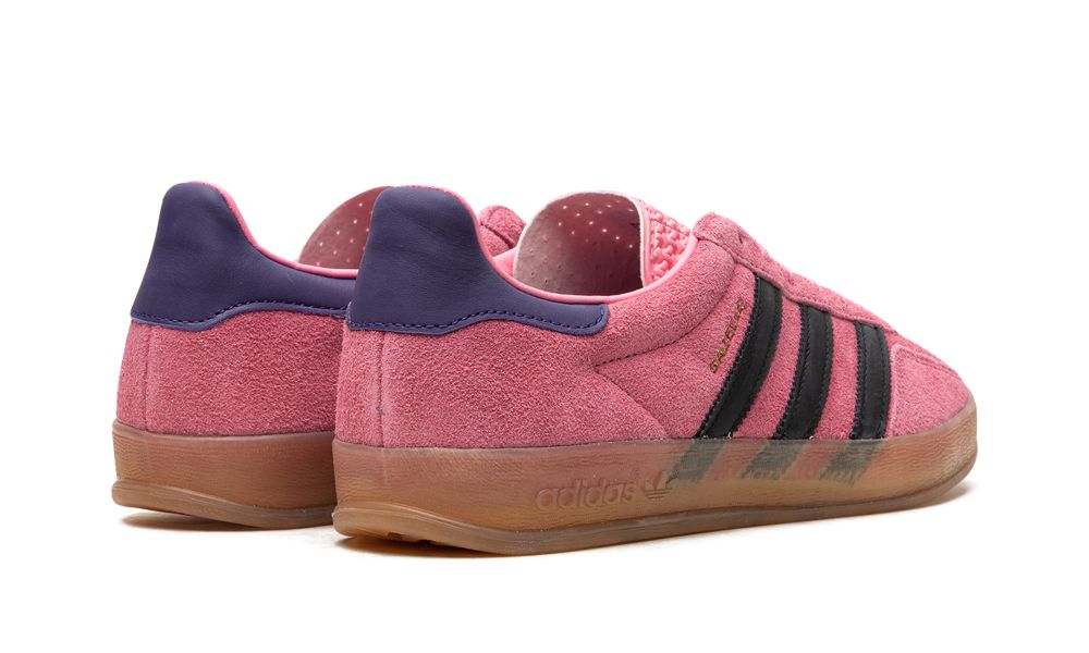 adidas Gazelle Indoor “Bliss Pink / Purple” – hátulnézet, lila sarokrész (Collegiate Purple)