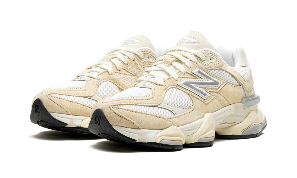 New Balance 9060 Calcium Sea Salt - OnSize