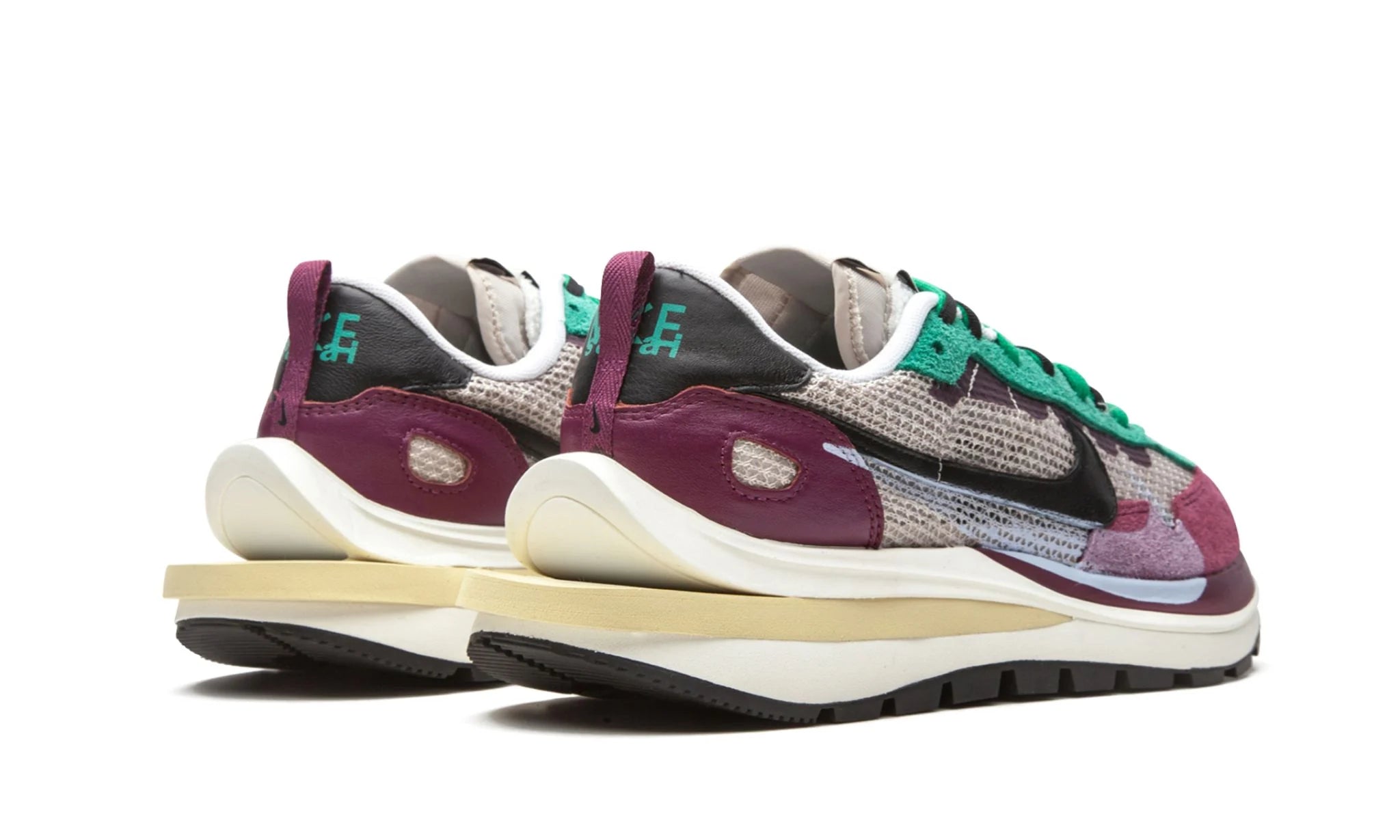 Nike Vaporwaffle sacai Villain Red Neptune Green - OnSize