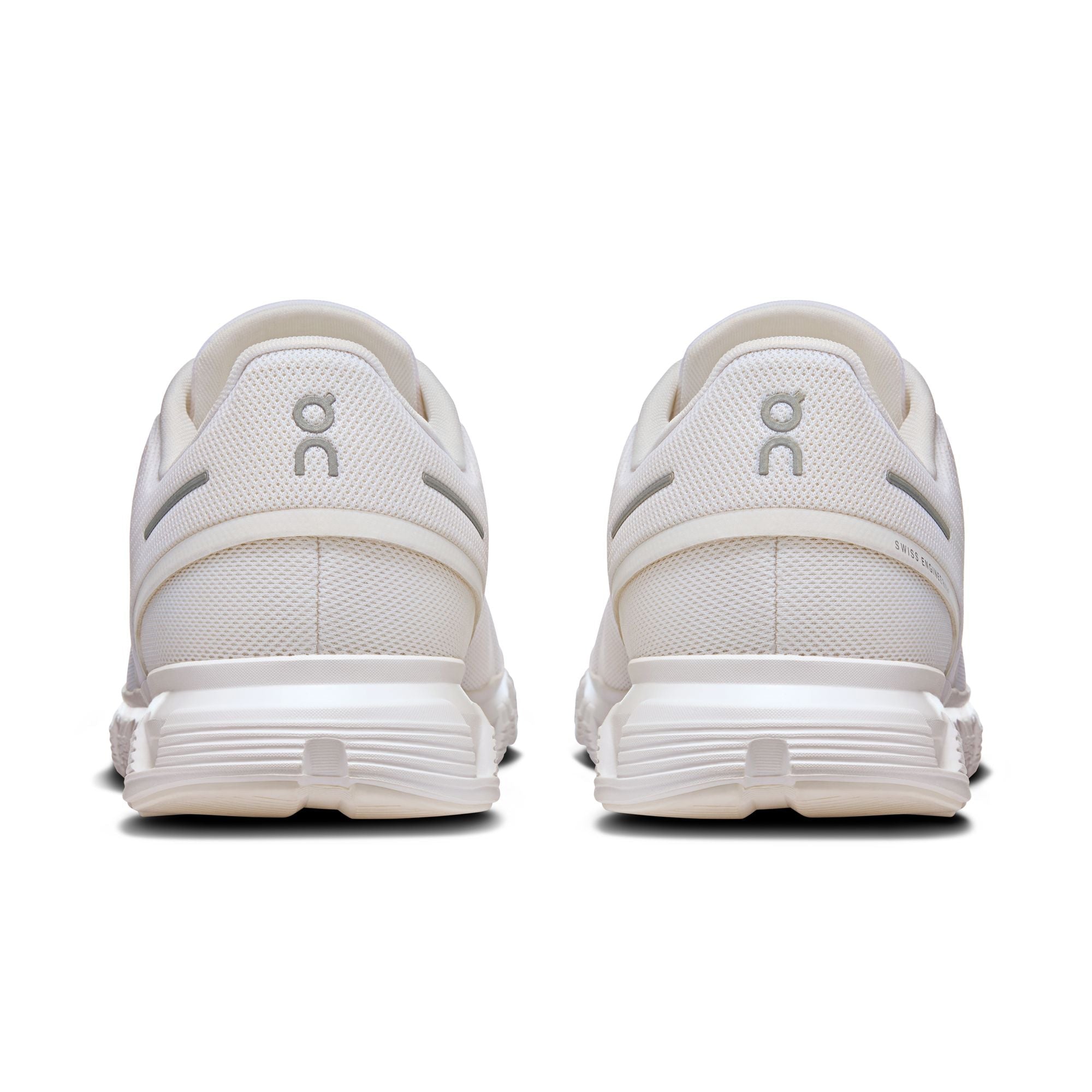 On Running Cloud 6 White - OnSize