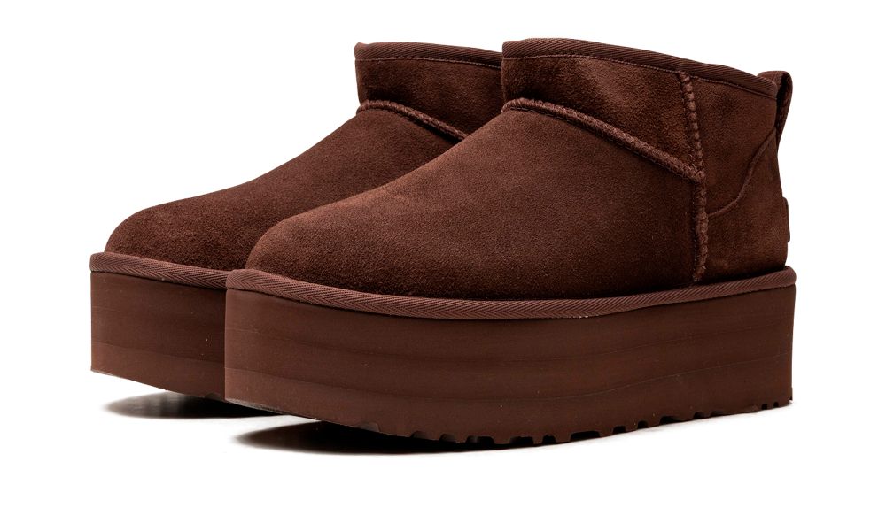UGG Classic Ultra Mini Platform Boot – elölnézet, Burnt Cedar szín