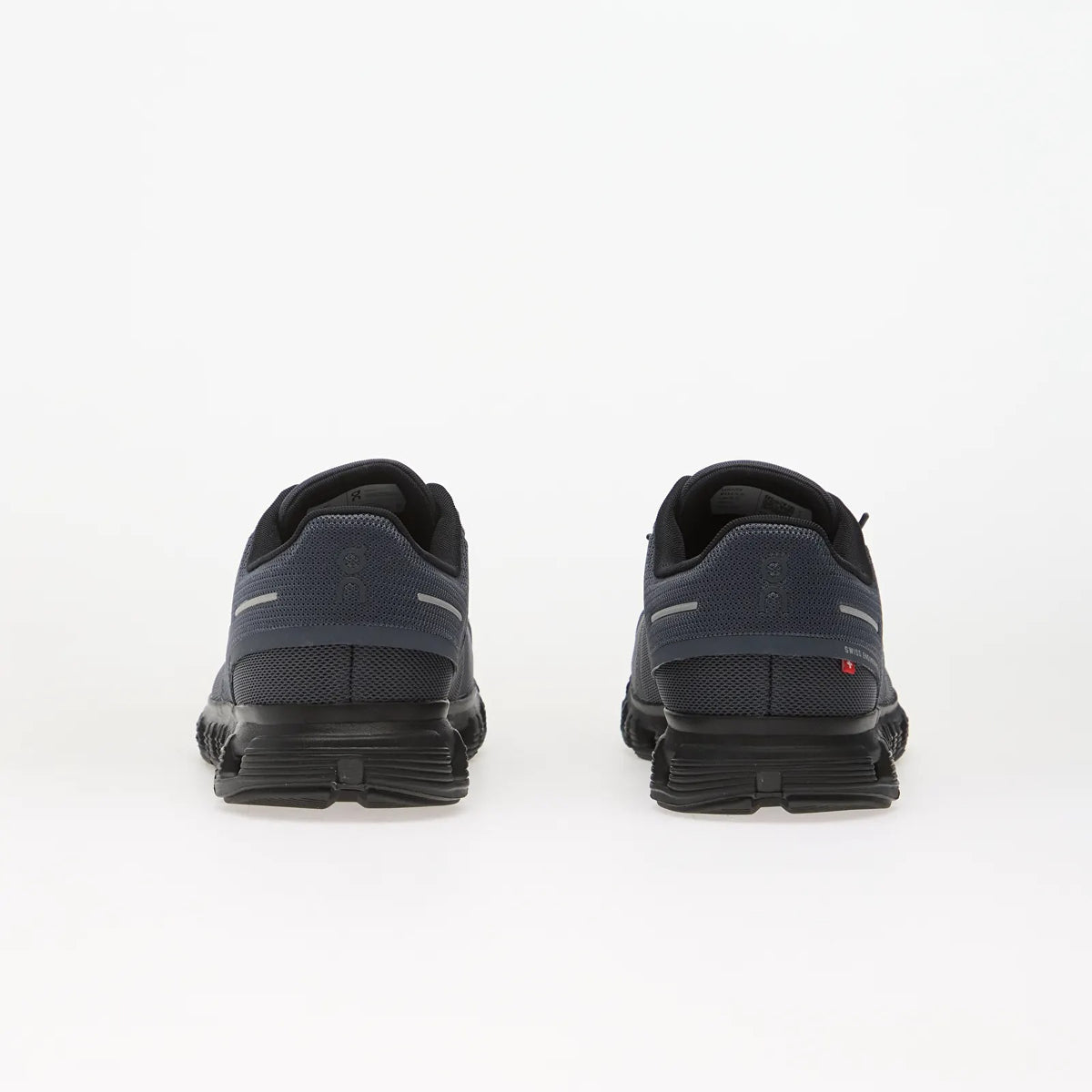 On Running Cloud 6 Navy Black - OnSize