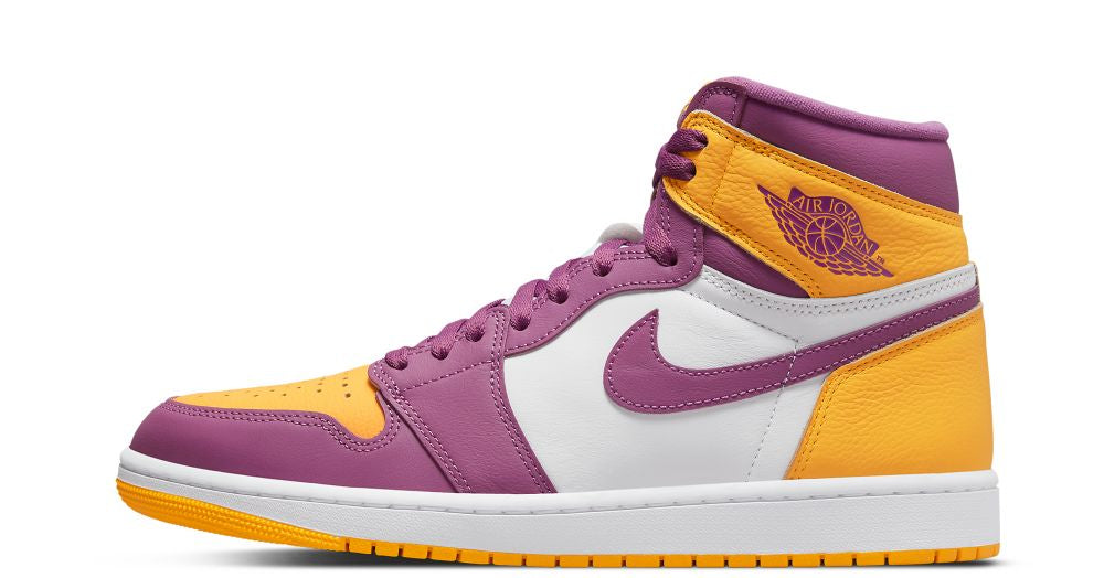 Air Jordan 1 High Brotherhood – oldalnézet, fehér alap és arany + bordó overlayek