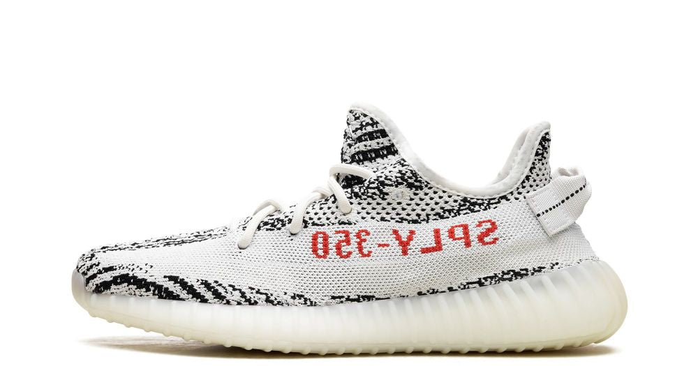 adidas Yeezy Boost 350 V2 “Zebra” – oldalnézet, fekete-fehér zebra mintázat