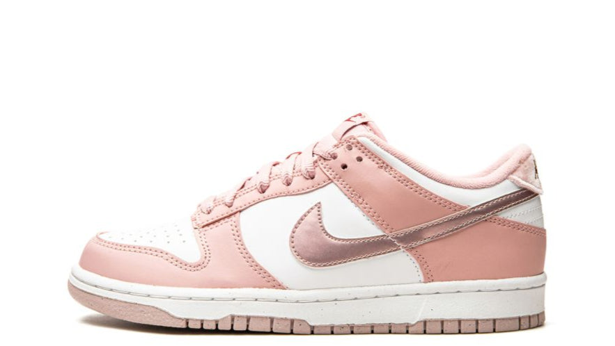 Nike Dunk Low Pink Velvet - OnSize