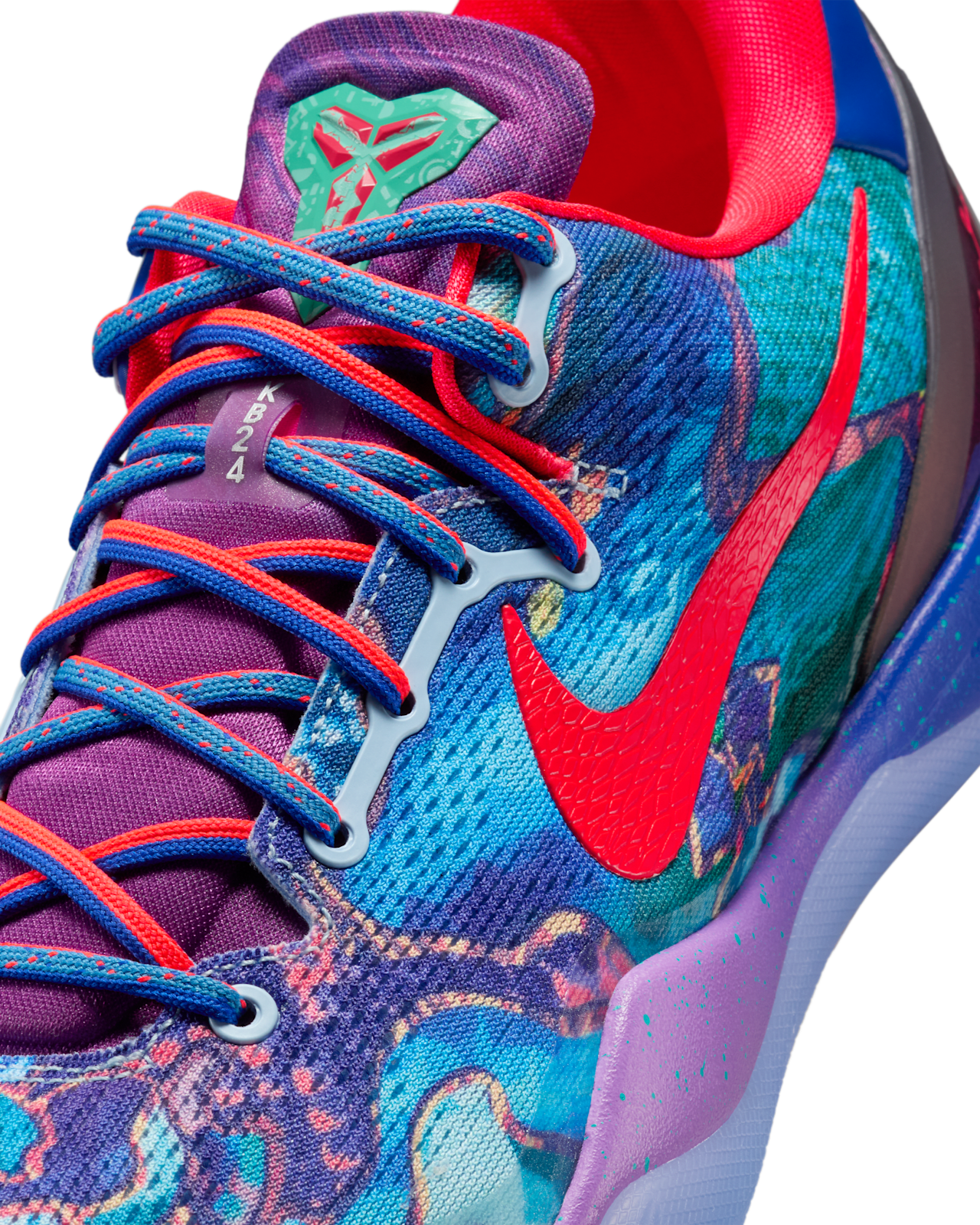 Nike Kobe 8 Protro – közeli, részlet, multicolor színkombináció