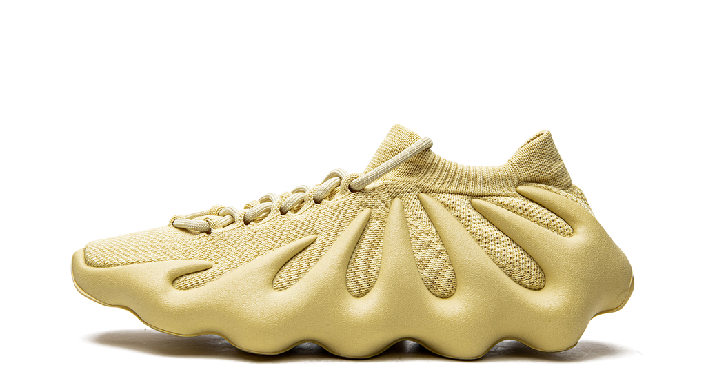 Yeezy 450 Sulfur – oldalnézet, monokróm sárgás tónus