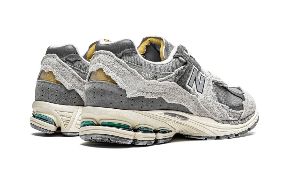 New Balance 2002R Protection Pack Rain Cloud - OnSize