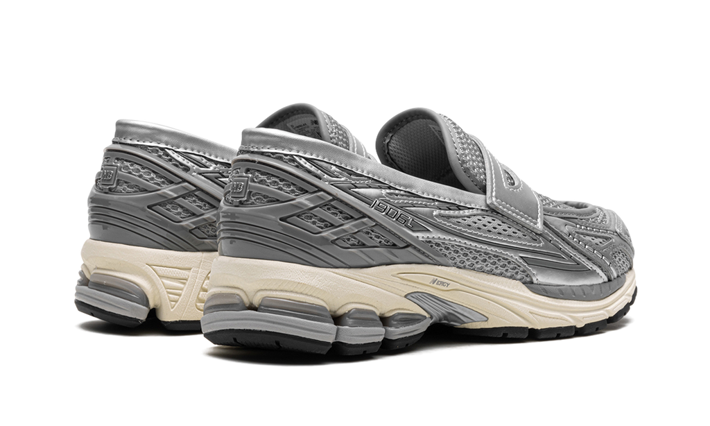 New Balance 1906L Metallic Silver - OnSize