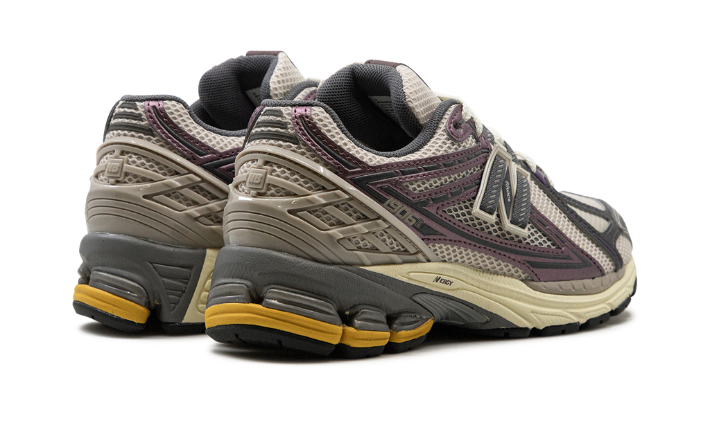 New Balance 1906R Licorice