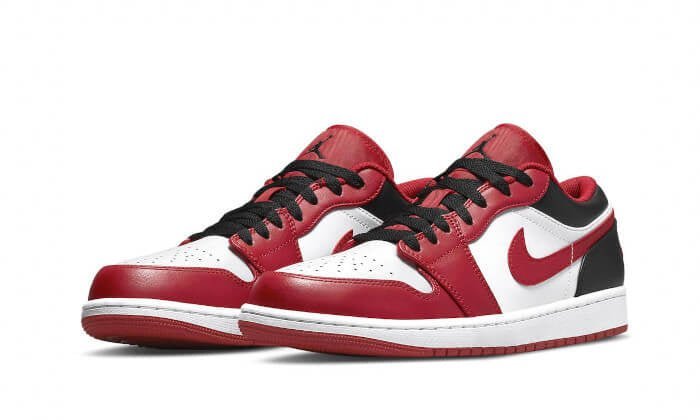 Jordan 1 Low Bulls - OnSize