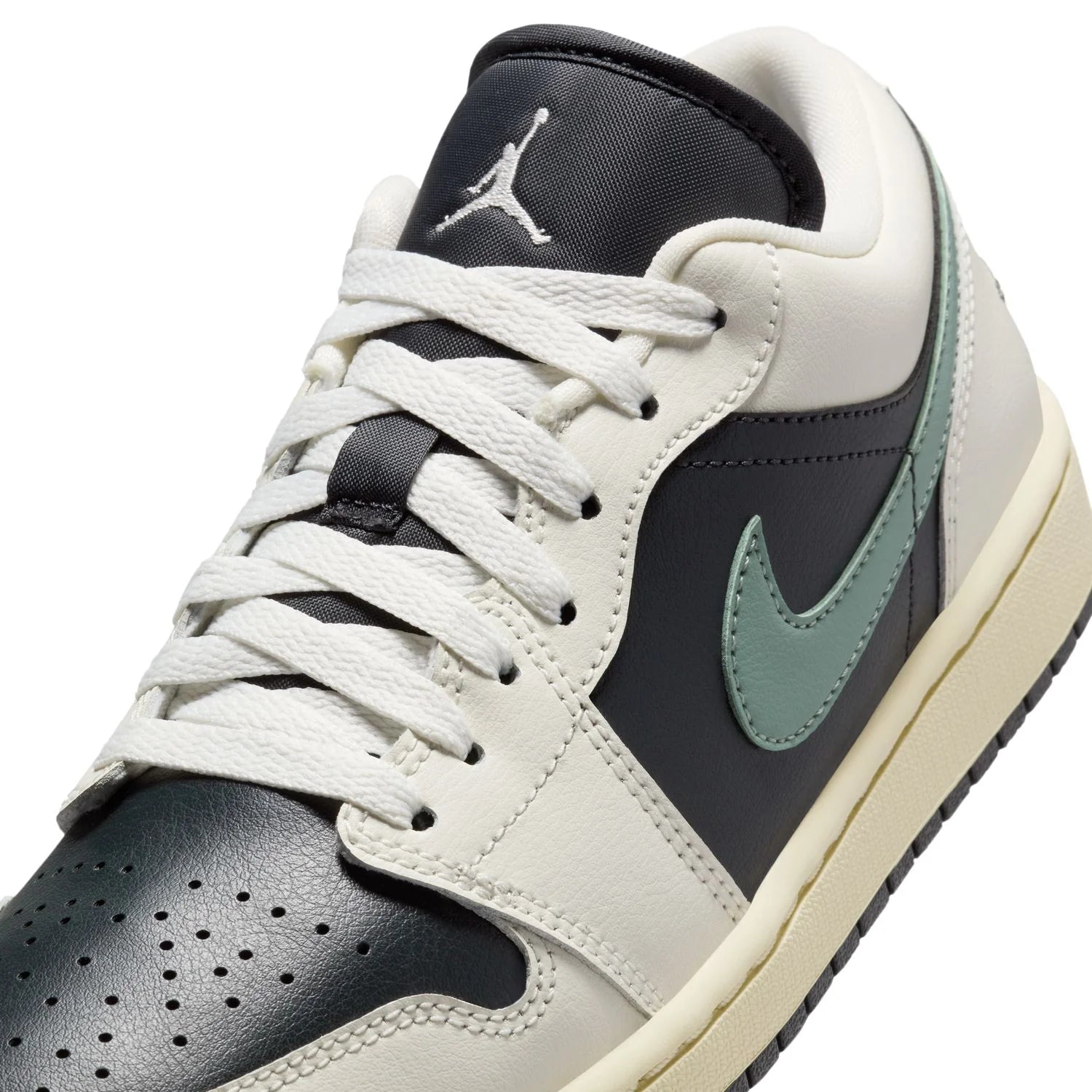 Jordan 1 Low Jade Smoke - OnSize