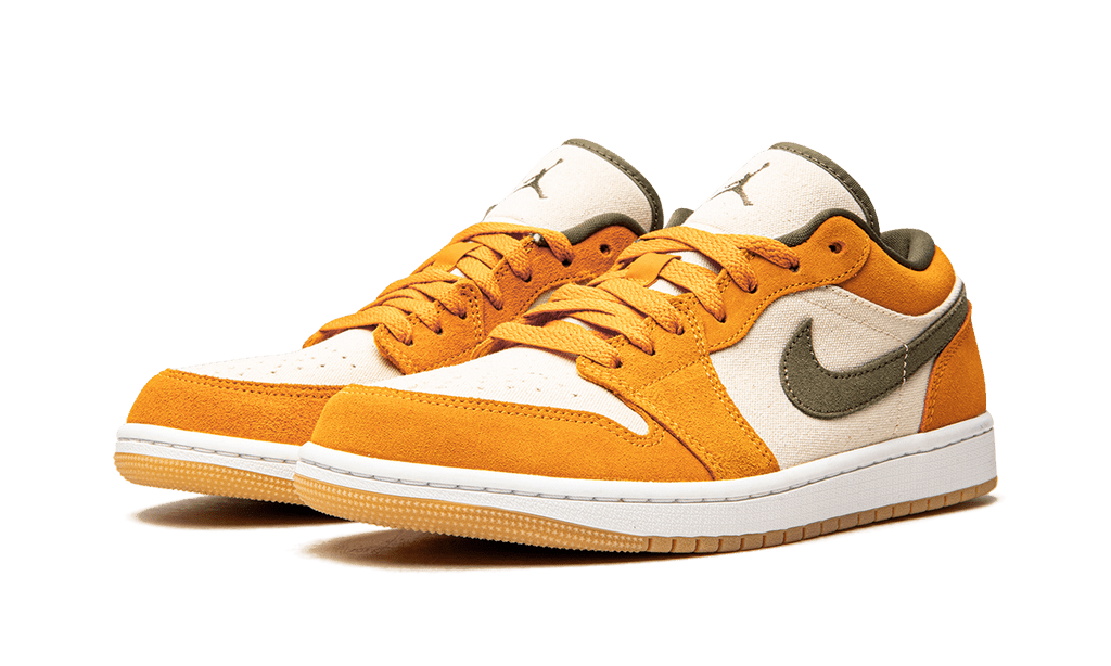 Jordan 1 Low SE Light Curry - OnSize