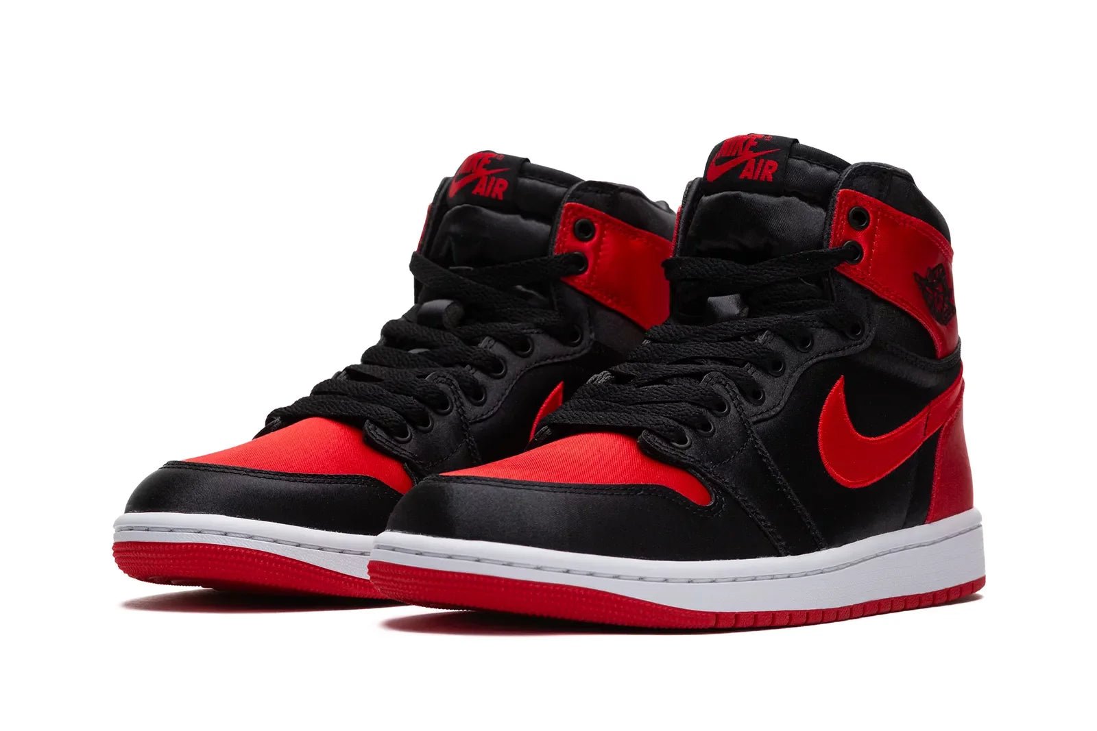 Jordan 1 Retro High OG Satin Bred - OnSize