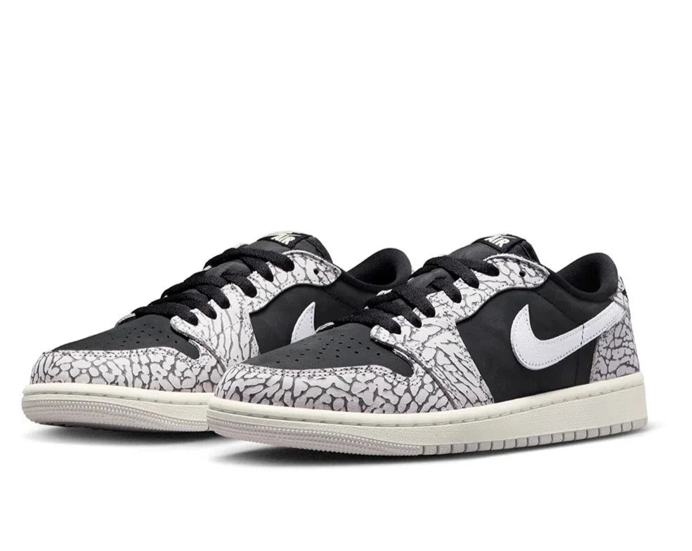 Jordan 1 Retro Low OG Black Cement - OnSize