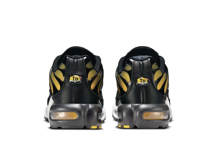 nike air max university gold