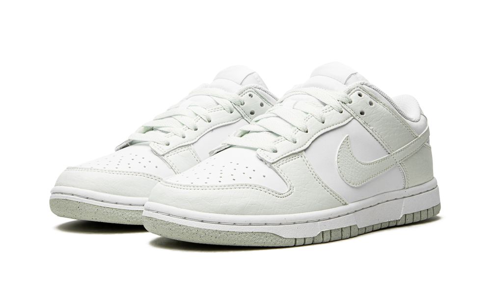 w nike dunk low next nature