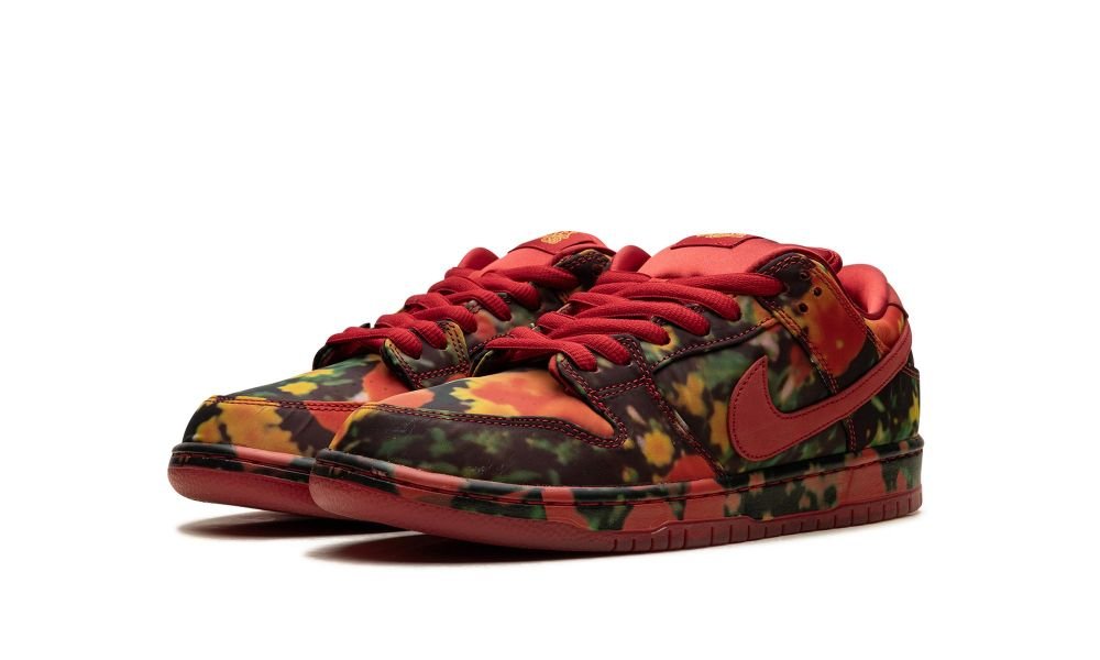 Nike SB Dunk Low The Wizard of Oz Poppy Field - OnSize