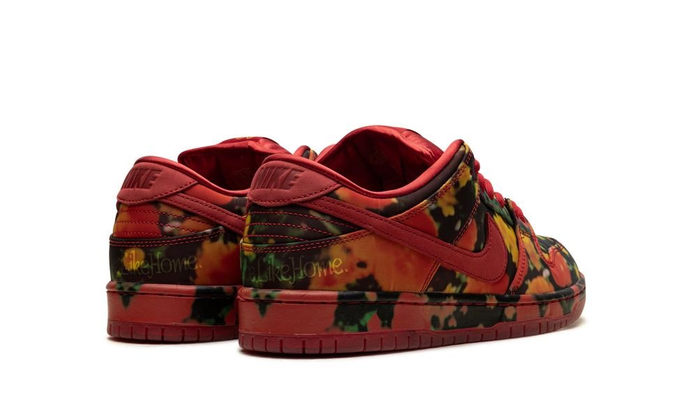 Nike SB Dunk Low The Wizard of Oz Poppy Field - OnSize