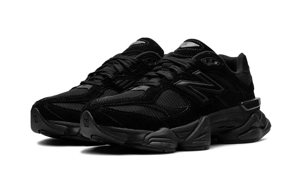 New Balance 9060 Triple Black