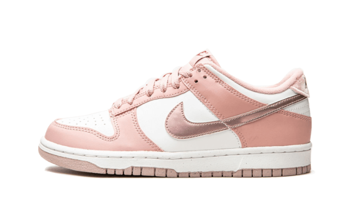 Nike Dunk Low Pink Velvet - OnSize